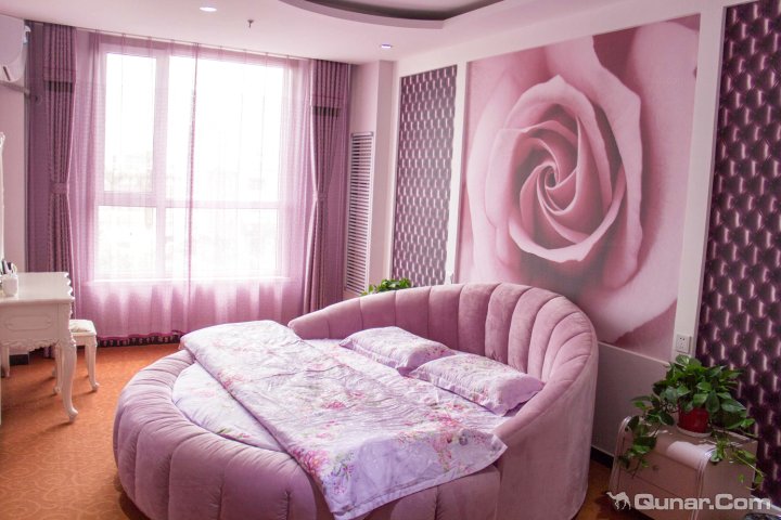 ��ܰ���}��